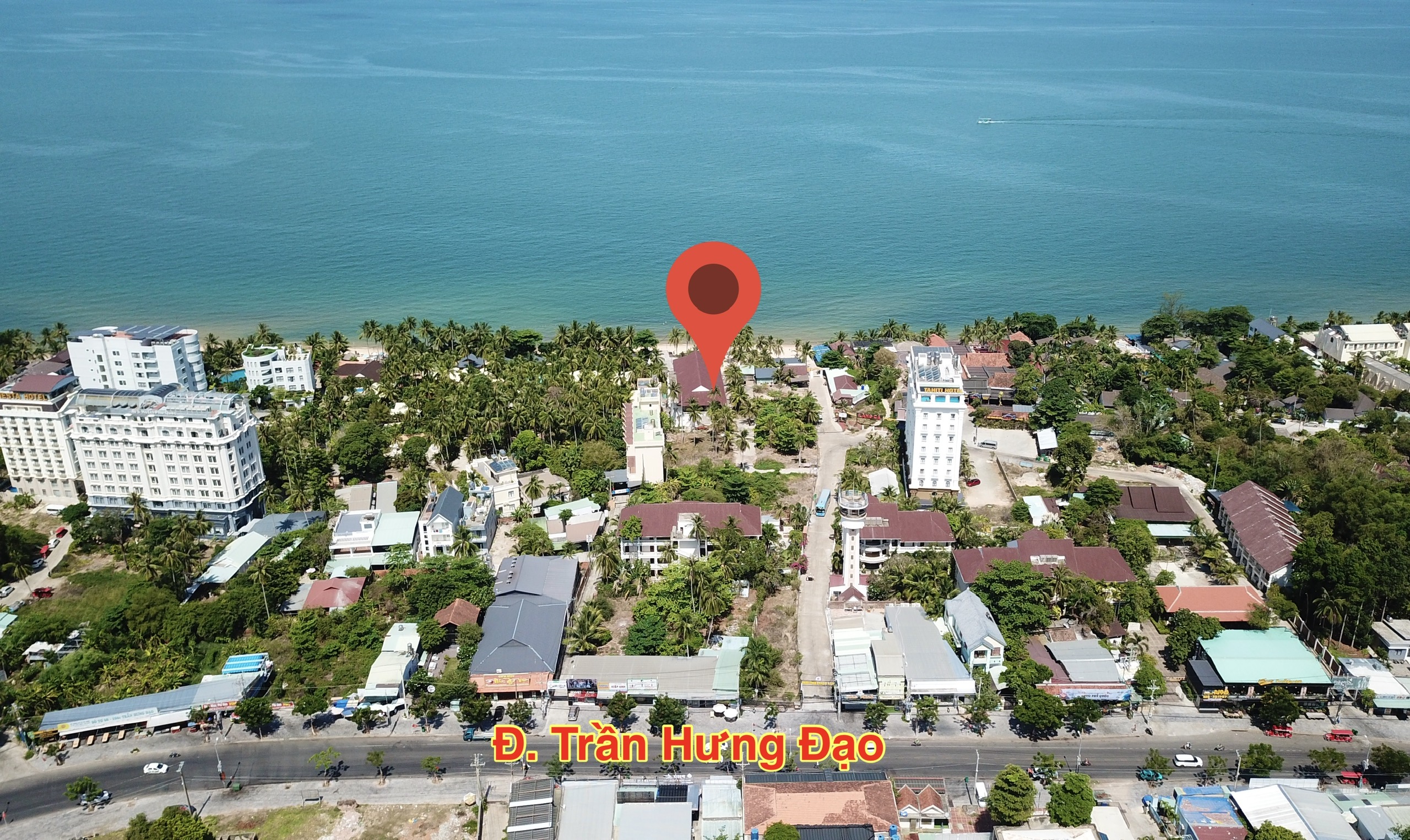 Hướng về phía biển Trần Hưng Đạo